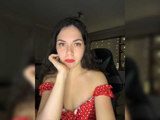 Vika19981 live cam preview