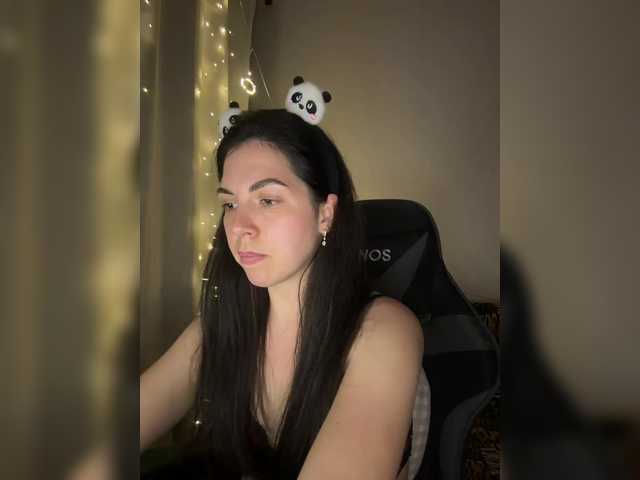 Vika19981 live cam on BongaCams