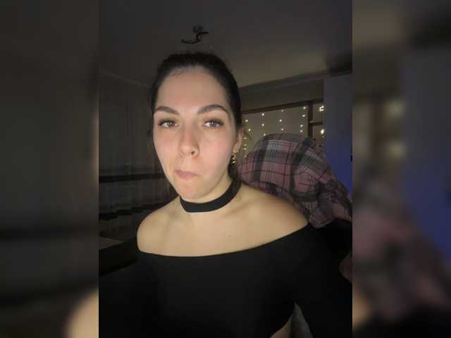 Vika19981 live cam on BongaCams
