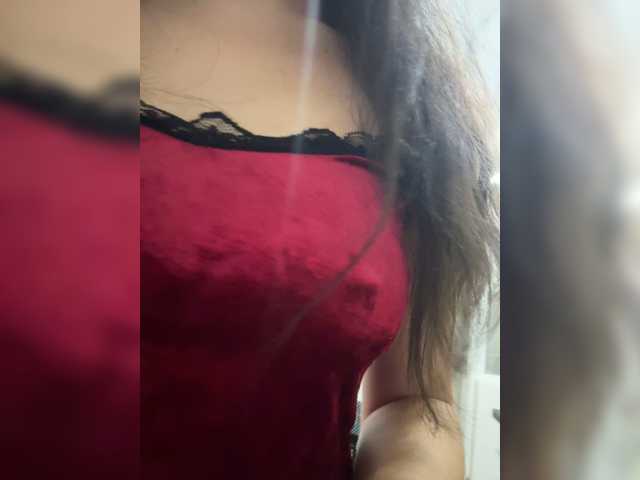 Vika19981 live cam on BongaCams