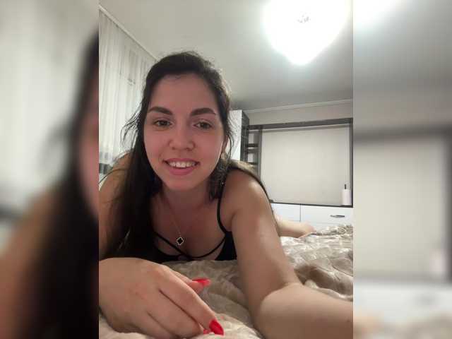 Vika19981 live cam on BongaCams