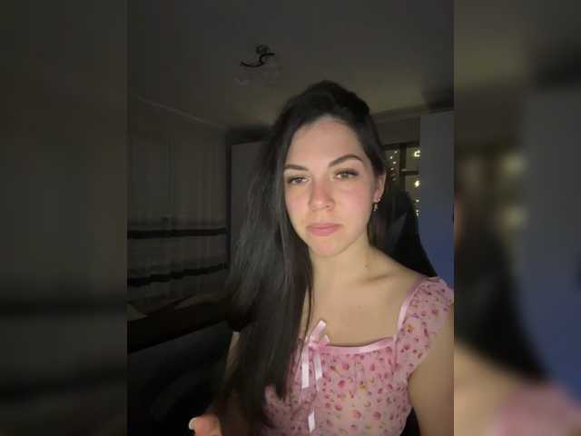 Vika19981 live cam on BongaCams
