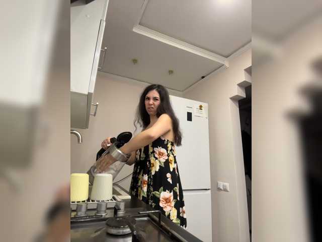 Vika19981 live cam on BongaCams