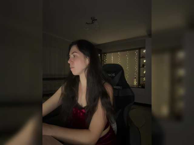 Vika19981 live cam on BongaCams