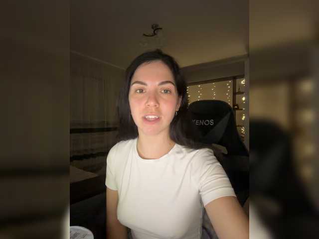 Vika19981 live cam on BongaCams