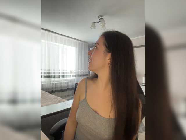 Vika19981 live cam on BongaCams