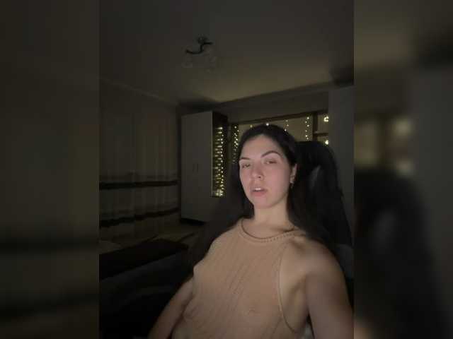 Vika19981 live cam on BongaCams