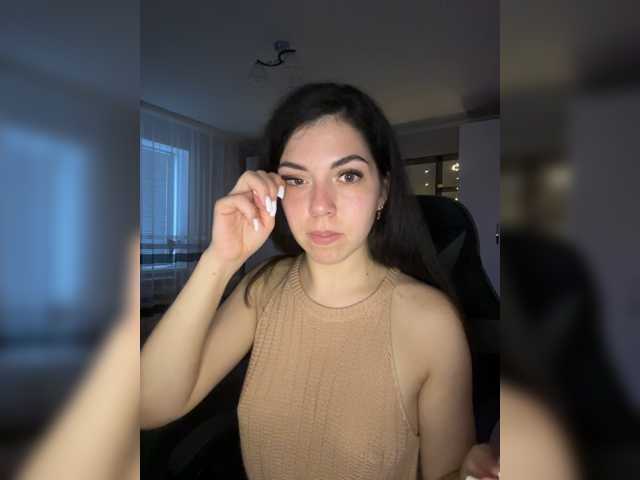 Vika19981 live cam on BongaCams