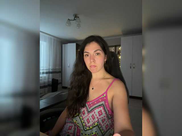 Vika19981 live cam on BongaCams