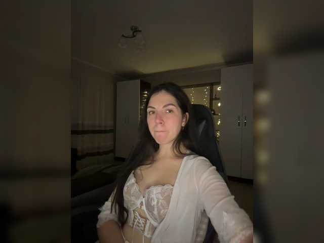 Vika19981, en vivo ahora en BongaCams