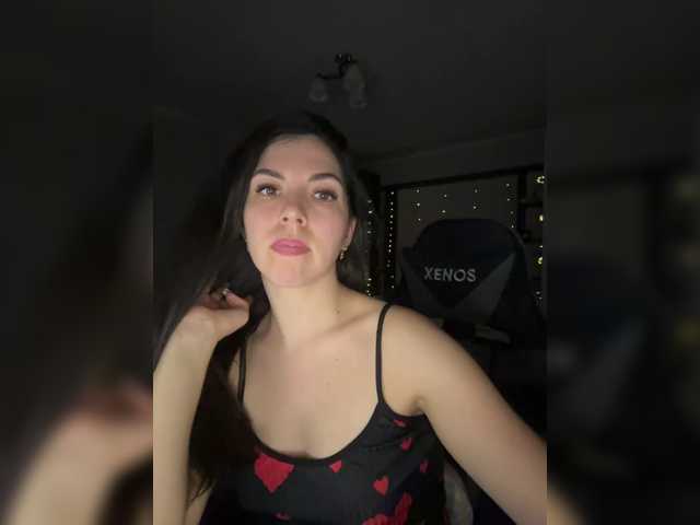 Vika19981 live cam