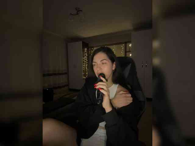 Vika19981 webcam