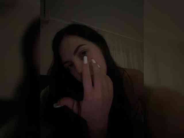 Vika19981 webcam