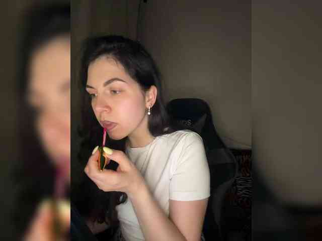 Vika19981 webcam