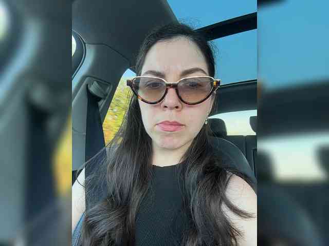 Vika19981 webcam