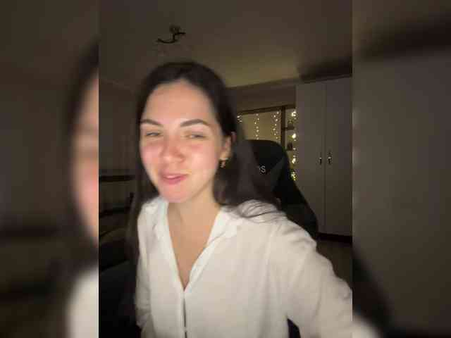 Vika19981 webcam