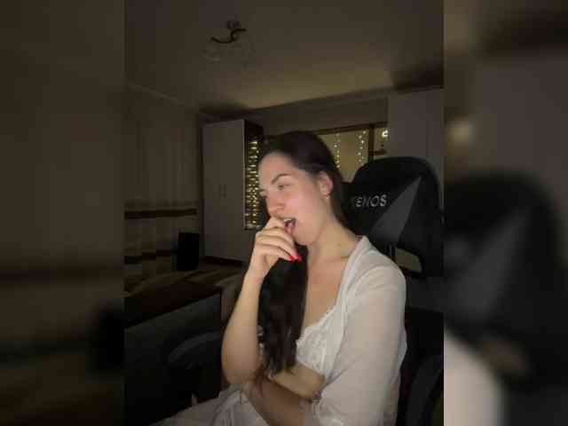 Vika19981 webcam