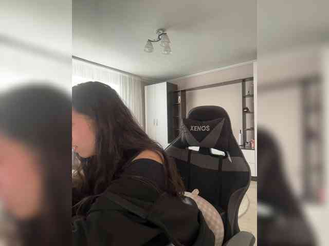 Vika19981 webcam