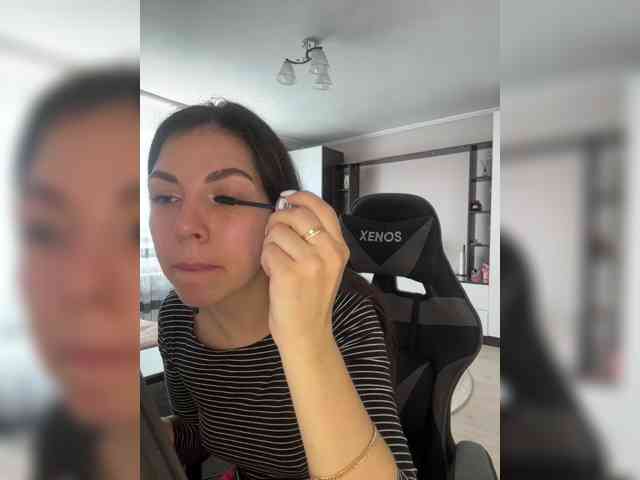 Vika19981 webcam