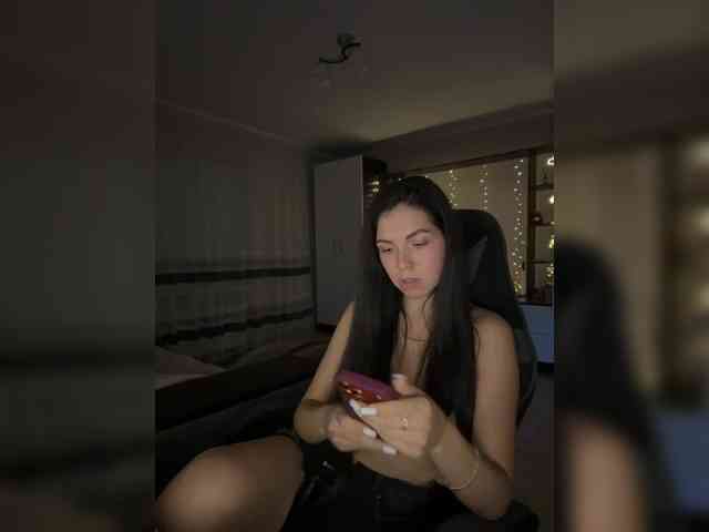 Vika19981 webcam