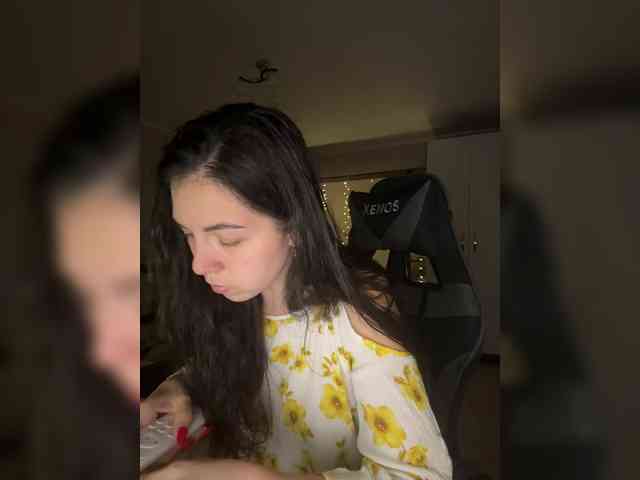Vika19981 webcam