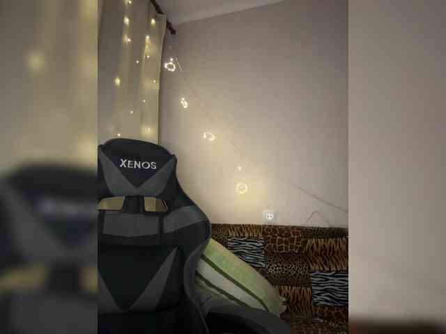 Vika19981 webcam