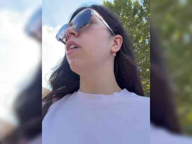 Vika19981 webcam