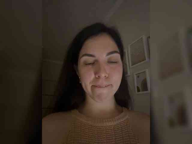 Vika19981 webcam