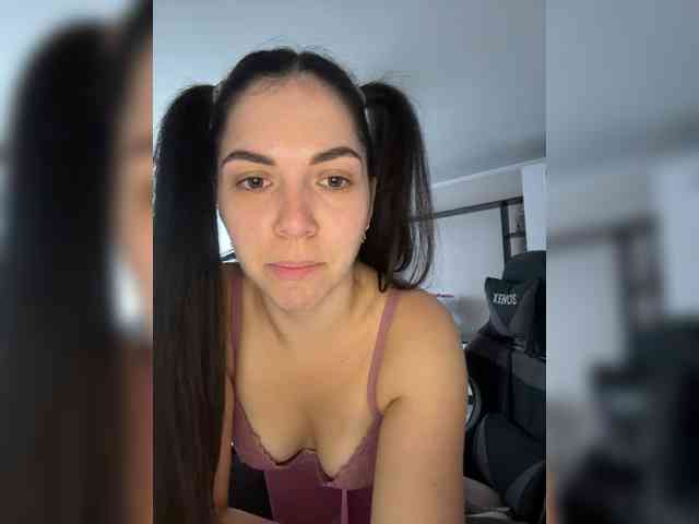 Vika19981 webcam