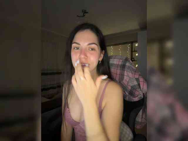 Vika19981 webcam