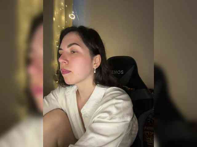 Vika19981 webcam