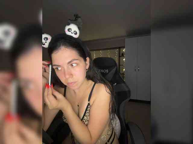 Vika19981 webcam