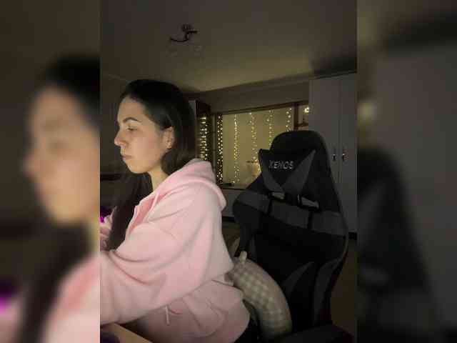 Vika19981 webcam