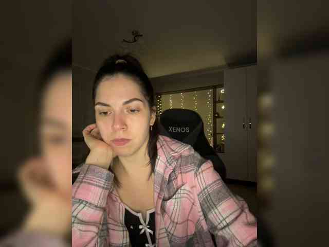 Vika19981 webcam