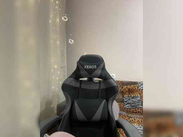 Vika19981 webcam