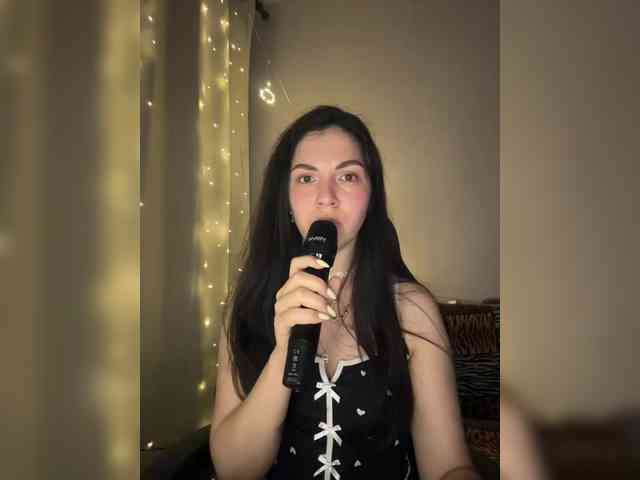 Vika19981 webcam