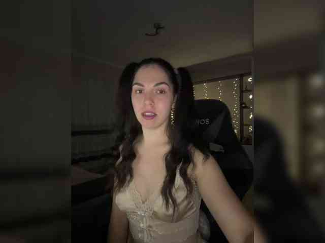 Vika19981 webcam