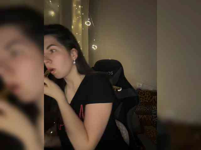 Vika19981 webcam