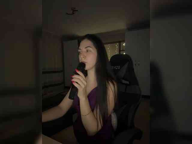 Vika19981 webcam
