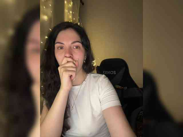 Vika19981 webcam