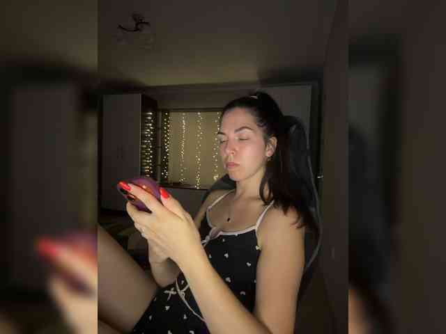 Vika19981 webcam