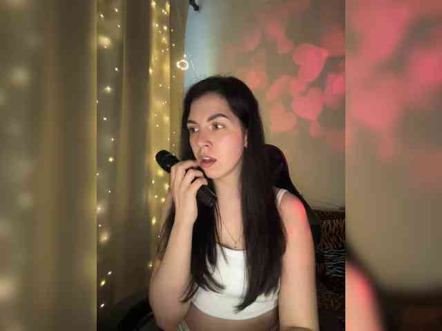 Vika19981 webcam