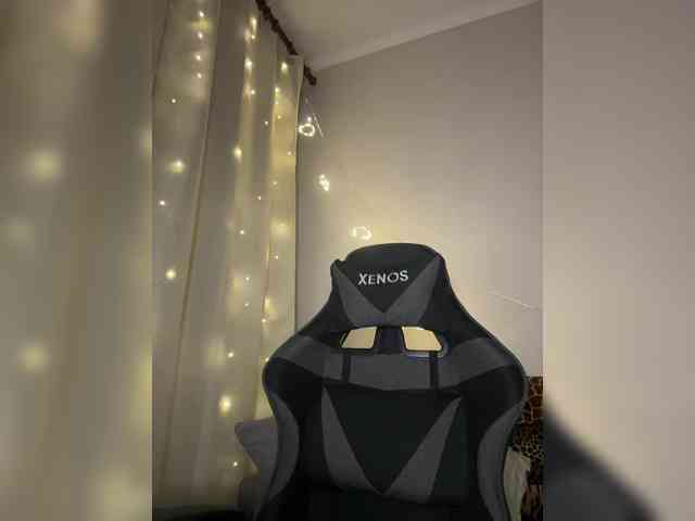Vika19981 webcam