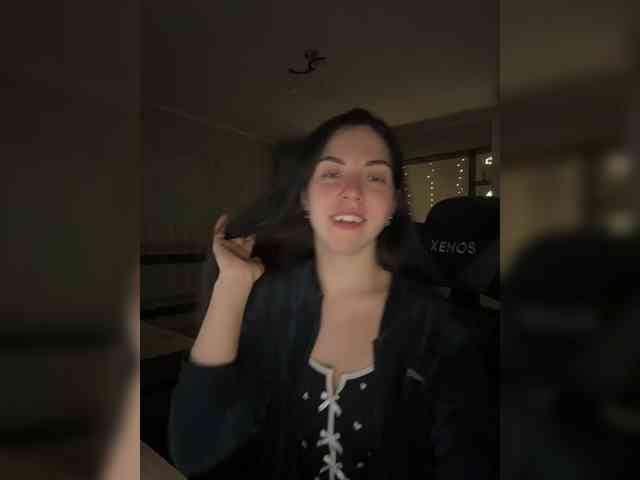 Vika19981 webcam