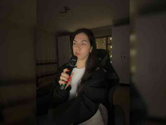Vika19981 webcam