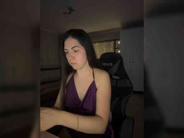 Vika19981 webcam