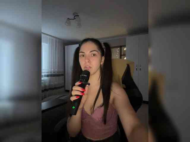 Vika19981 webcam