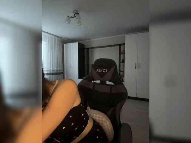 Vika19981 webcam