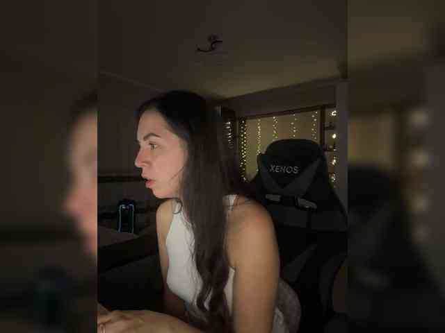 Vika19981 webcam