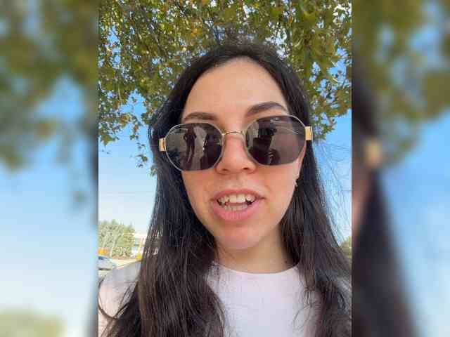 Vika19981 webcam